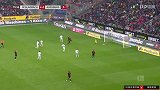 第80分钟奥格斯堡球员尼德莱赫纳进球 门兴格拉德巴赫4-1奥格斯堡