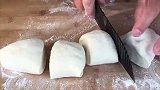 想吃发面饼教你在家做，香酥柔软，层层分离，凉了也不硬