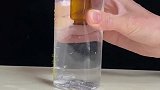浮沉子，也就是潜水艇的浮沉原理，同学们根据实验过程表述结论吧