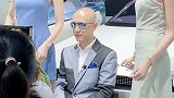 经纪人说拍完这个午餐给我加鸡腿有人认识他是谁不吖