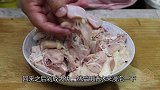 黄焖鸡的家常做法，鸡肉鲜嫩多汁，汤鲜味浓，比饭店做的还好吃