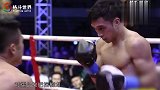 格斗视界-20190224-中国小伙出拳快似“李小龙”，镜头慢放看他如何击垮对手！