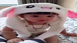很可爱的宝宝，帽子是亮点，网友：心都萌化了！