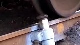 火车轨道上的铁蘑菇，你知道吗？