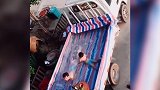 实力宠娃！爸爸用卡车自制泳池给孩子 卡车里也可以乘风破浪