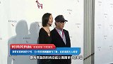 刘雯穿搭真的好个性，白T豹纹裙阔腿裤马丁靴，这样混搭无人敢穿