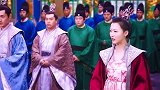 全城引发恐慌，大众泛滥成灾，穿越姐起锅烧油爆炒大虫子！