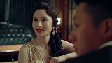 服务生讨要残疾人小费 碰到熟人有点尴尬