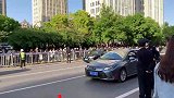 天津德云社｜5.5晚场门外迎接张云雷 人山人海应援超强！