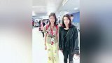 郭晶晶霍启刚出游不带保镖保姆超低调，5岁儿子2岁女儿正面曝光