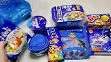 100元吃一天“蓝色食物”，20多种零食，奶酪棒味道太奇怪了