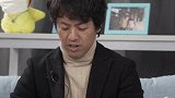 日本导演在谈及喜欢中国的地方时表示，中国人在很多方面都表现得有个性，而日本人则更统一。 竹内亮说没收中国的钱