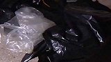 缺德！居民高空抛粪砸中路过大妈 头上背上全都是大妈当场气哭