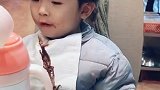 妹妹就好吃这口，一条鱿鱼她说这是蛇精，她吃头让哥哥吃手