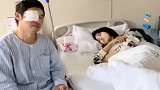 爸爸住院，小棉袄就是这样陪床的，果然还是闺女最“贴心”
