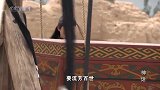 男子这是怎么了, 看起来有点凄凉啊, 这是怎么了!