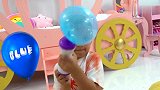 亲子趣味：姐姐和妹妹穿上漂亮裙子