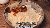 喜欢吃五花肉的朋友不要错过了哦，五花肉泡菜饭