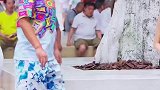 怪模怪样引起路人注意