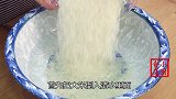 大米加鸡蛋这样做真过瘾，不熬粥，不烙饼，上桌孩子超爱吃，解馋