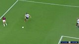 第23分钟AC米兰球员拉斐尔·莱昂射门 - 击中门框