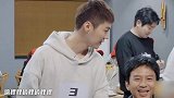 鹿晗被追问迪丽热巴与她谁最美鹿晗随口一句，关晓彤都美滋滋
