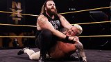 NXT第573期：与生俱来的大反派气质 “折磨艺术家”卢米斯锁昏挑战者戴恩