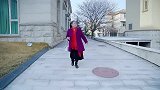 董事长来公司上厕所，没想看见儿媳被上司刁难，霸气出头