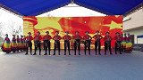 手鼓舞《爱我中华》，鼓点酣畅欢快，伴舞优雅飘逸，气场十足