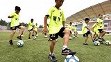 中超-17赛季-足球天才=音乐大师？ 看训练场上那些动次打次瞬间-专题