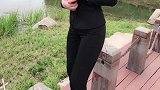 身材好的人从来不挑衣服，休闲装也能美丽大方