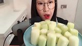 漂亮小姐姐声控直播吃青皮甘蔗，咀嚼音太舒服
