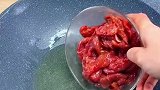 一上桌就光盘的小炒牛肉，做法超级简单，美味无穷
