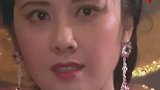 人世间最美好的爱情是一见钟情，人世间最凄惨的爱情也是一见钟情