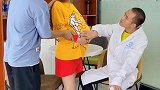 肚子里怀的到底是什么？竟然把医生都吓成这样了！
