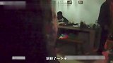 老人报警称遭窃，民警翻箱倒柜帮找回百余万财物