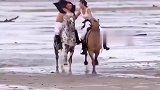 女演员演戏中突发意外，骏马都承受不住了，狠狠地把人摔了下来