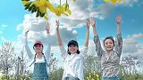 油菜花这样拍，简直美爆了。手机摄影 创意拍摄 创作灵感 错位照 好姐妹一起疯