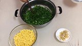 家里有客人来，试一试这样包饺子，新奇又好看，待客很有面子！