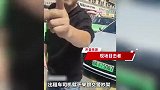 出租车为等客致拥堵救护车无法通行，路人怒吼：拉人比救人重要？