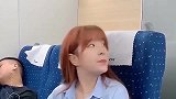 这是什么操作，睡觉都要盖个布，看不懂
