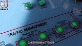 世界上最牛的桥红灯一亮马上断成两截，没人敢闯红灯