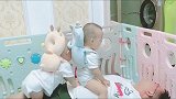 爸爸和龙凤胎兄妹比脚臭，爸爸被熏倒，兄妹赶快进行抢救措施