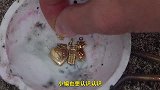 小伙大秀神功，用黄金首饰打造纯金小刀，成品价值连城！