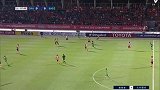 灵气十足！比埃拉挑传禁区 巴坎布前插不停球挑射造险
