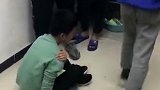 山西长治一男生被同学逼至墙角遭猛扇暴打，学校教育局均称不知