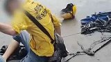 广东广州：雨天下班后钓鱼，男子遭遇雷击晕倒在河边