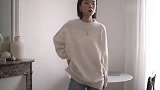 女生这么穿超有气质的，长款毛衣双侧开叉显腿长，穿出女神范