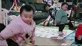 这奶奶是咋想的本来都会跑的娃又给她们带回七八月的时候了！