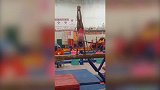 体操队员的那些失误，真的很疼